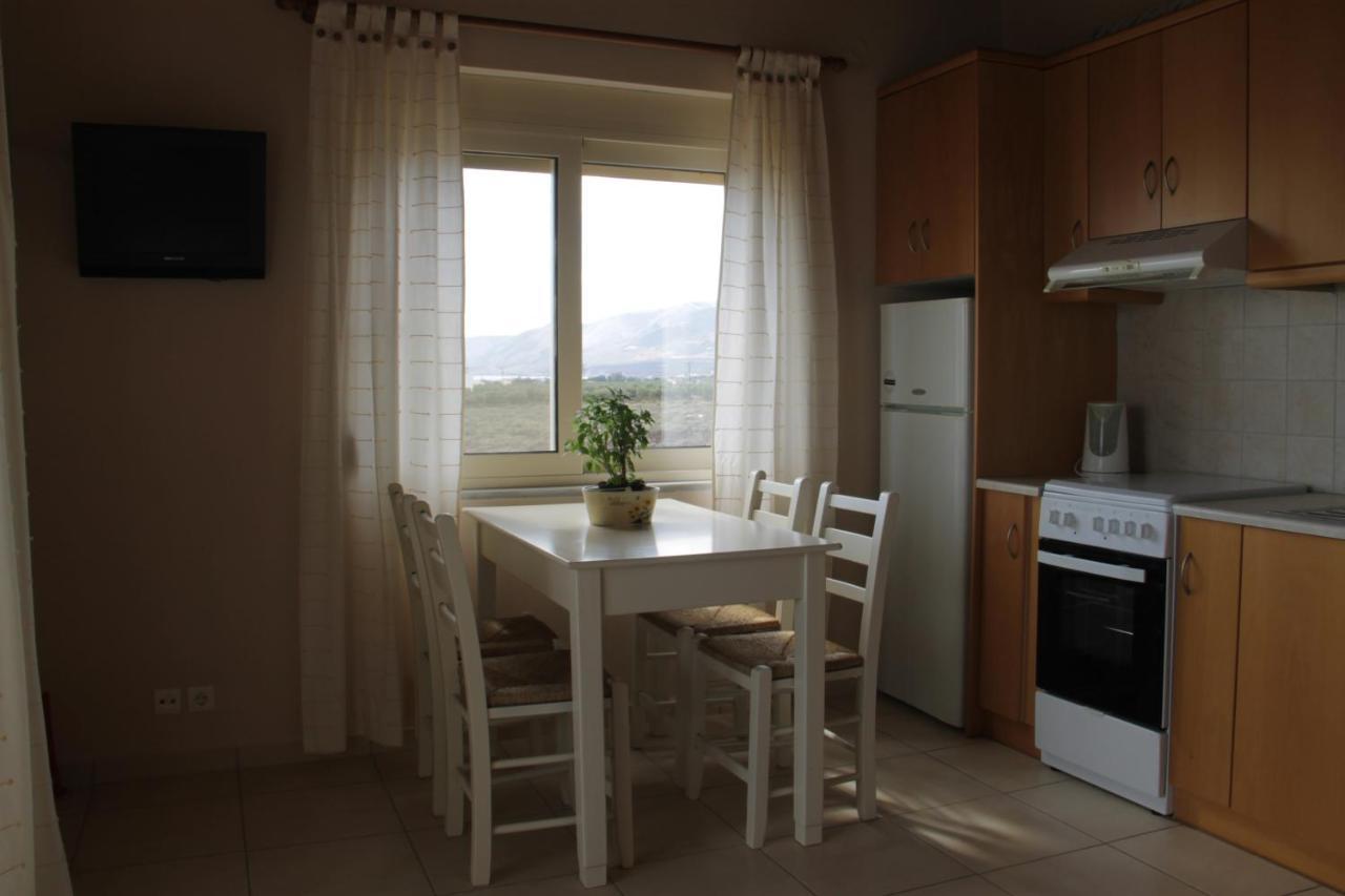 Argilos Apartments Frangokastello エクステリア 写真