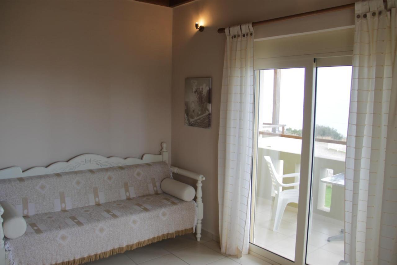 Argilos Apartments Frangokastello エクステリア 写真